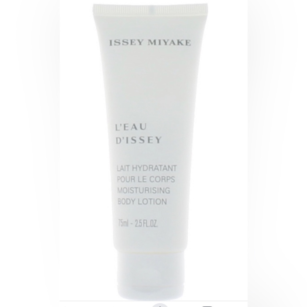 L’Eau D’Issey Moisturizing Body Lotion by Issey Miyake (New)